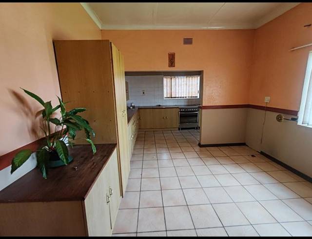 4 BEDROOM PROPERTY TO RENT IN MARAISBURG